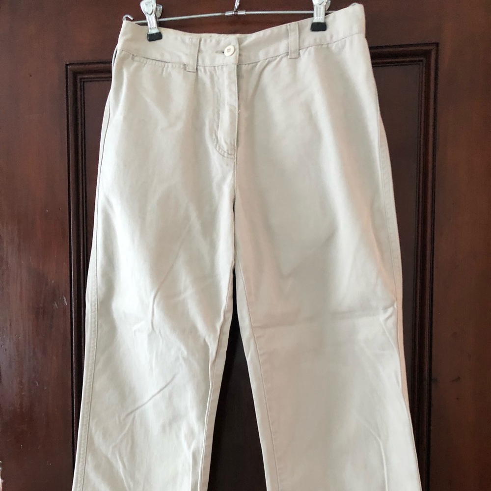 Jones New York Signature Light Khaki Capris